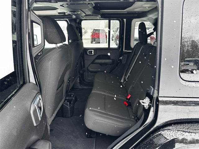 2022 Jeep Wrangler Unlimited Sahara 4x4