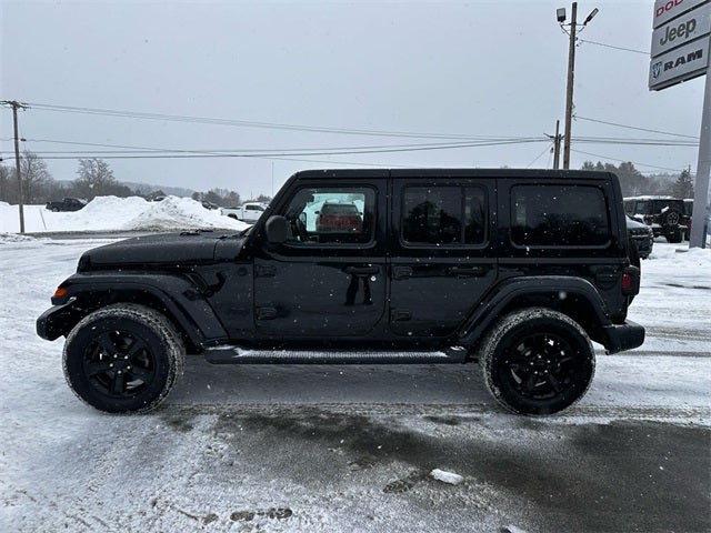 2021 Jeep Wrangler Unlimited Sahara Altitude 4x4