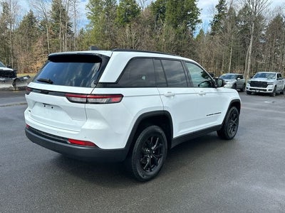 2025 Jeep Grand Cherokee Altitude 4x4