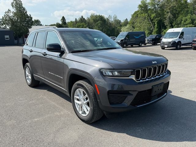 2024 Jeep Grand Cherokee Laredo X 4x4