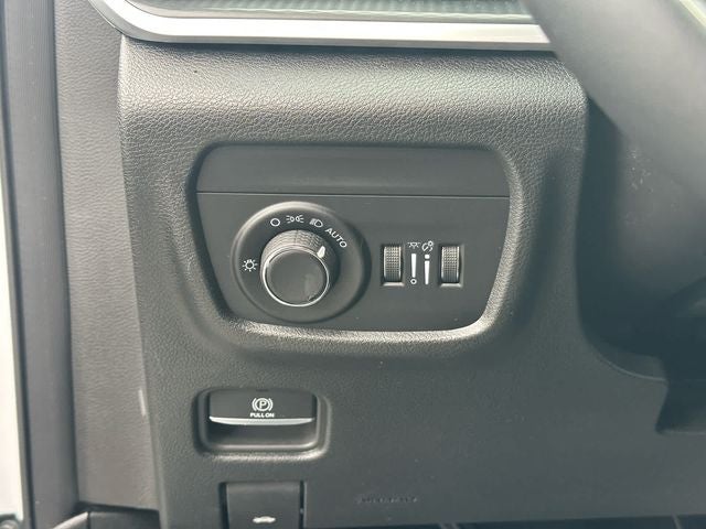 2025 Jeep Grand Cherokee Altitude 4x4