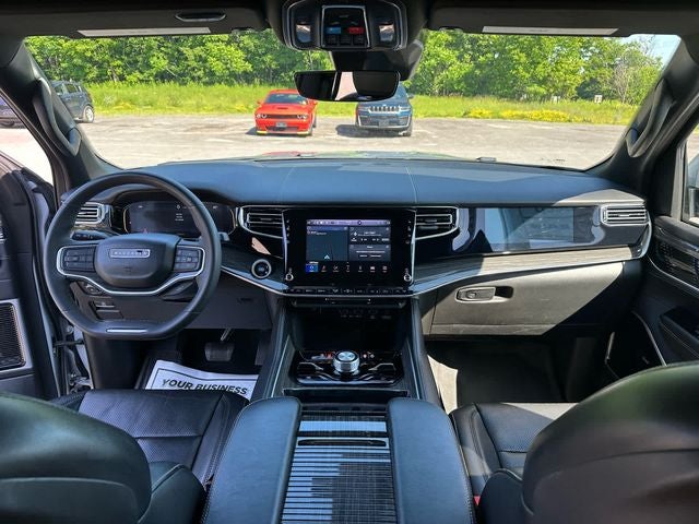 2022 Jeep Wagoneer Series III 4x4