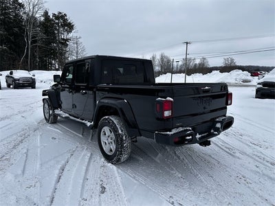 2022 Jeep Gladiator Sport S 4x4