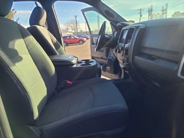 2021 RAM 1500 Classic Warlock Quad Cab 4x4 6'4' Box