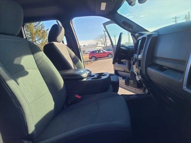 2021 RAM 1500 Classic Warlock Quad Cab 4x4 6'4' Box
