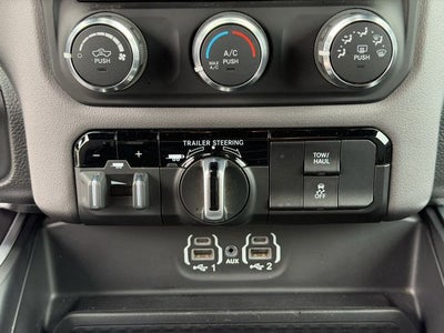 2023 RAM 1500 Big Horn Quad Cab 4x4 6'4' Box