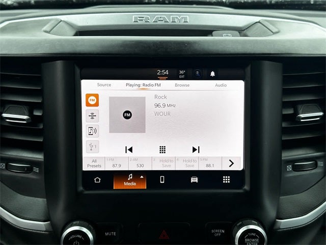 2023 RAM 1500 Big Horn Quad Cab 4x4 6'4' Box