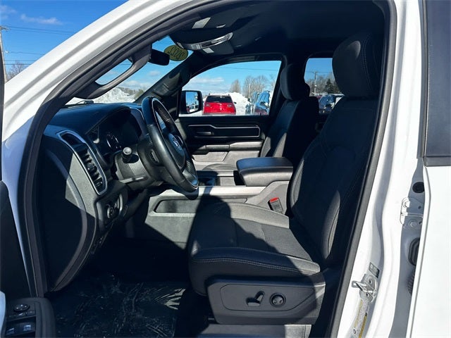 2022 RAM 1500 Big Horn Quad Cab 4x4 6'4' Box