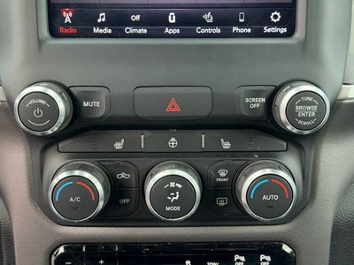 2020 RAM 1500 Big Horn Crew Cab 4x4 5'7' Box