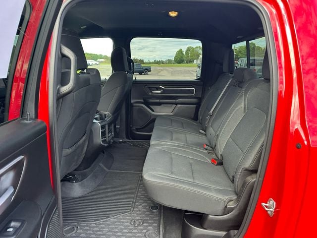 2022 RAM 1500 Big Horn Crew Cab 4x4 5'7' Box