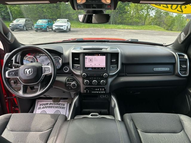 2022 RAM 1500 Big Horn Crew Cab 4x4 5'7' Box