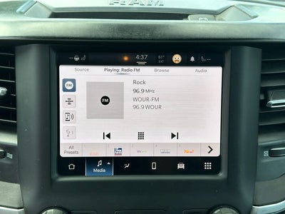 2022 RAM 1500 Big Horn Crew Cab 4x4 5'7' Box