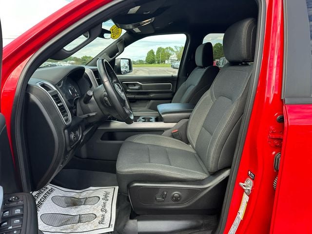 2022 RAM 1500 Big Horn Crew Cab 4x4 5'7' Box