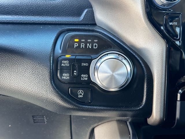 2022 RAM 1500 Laramie Crew Cab 4x4 5'7' Box