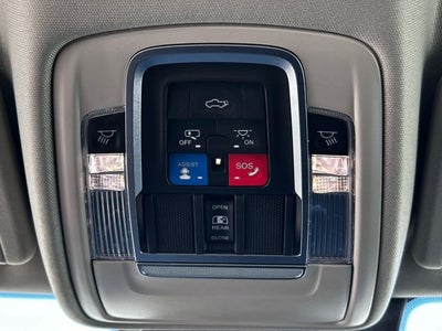 2022 RAM 1500 Laramie Crew Cab 4x4 5'7' Box