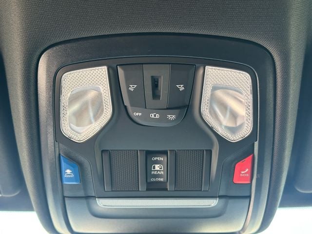 2024 RAM 1500 Big Horn Crew Cab 4x4 6'4' Box