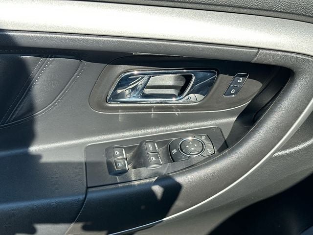 2018 Ford Taurus SEL
