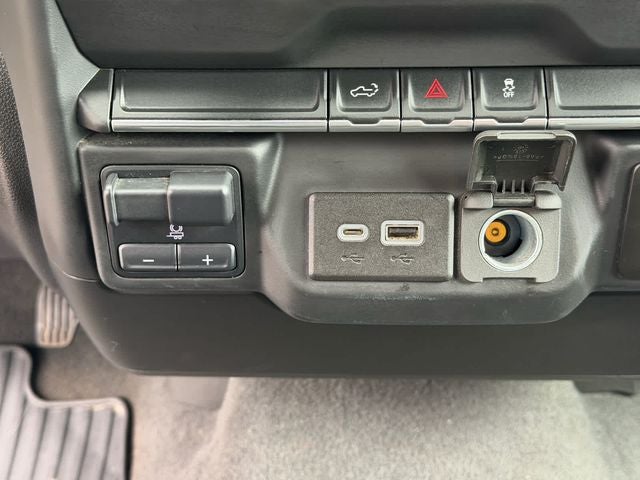 2021 Chevrolet Silverado 2500HD 4WD Crew Cab Standard Bed Custom