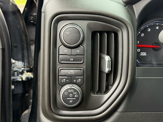 2021 Chevrolet Silverado 2500HD 4WD Crew Cab Standard Bed Custom