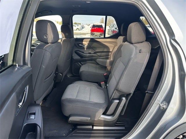 2023 Chevrolet Traverse AWD LT Cloth