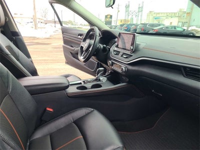 2022 Nissan Altima 2.5 SR