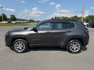 2022 Jeep Compass Latitude Lux 4x4