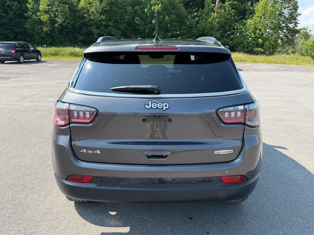 2022 Jeep Compass Latitude Lux 4x4