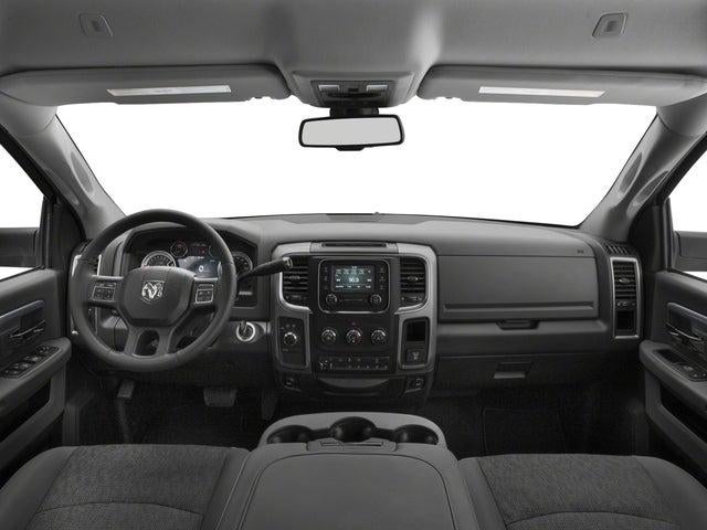 2017 RAM 3500 Big Horn Crew Cab 4x4 6'4' Box