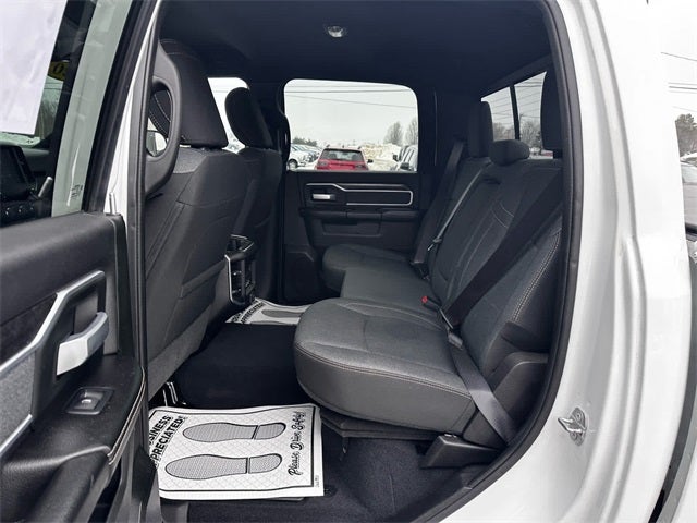 2020 RAM 2500 Big Horn Crew Cab 4X4 6'4' Box