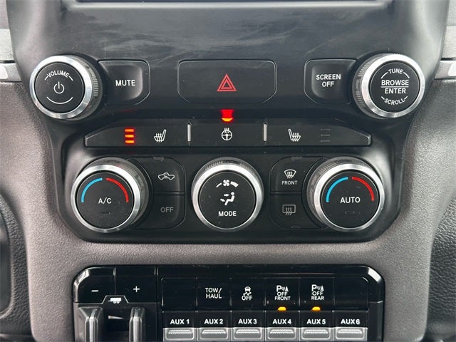 2020 RAM 2500 Big Horn Crew Cab 4X4 6'4' Box