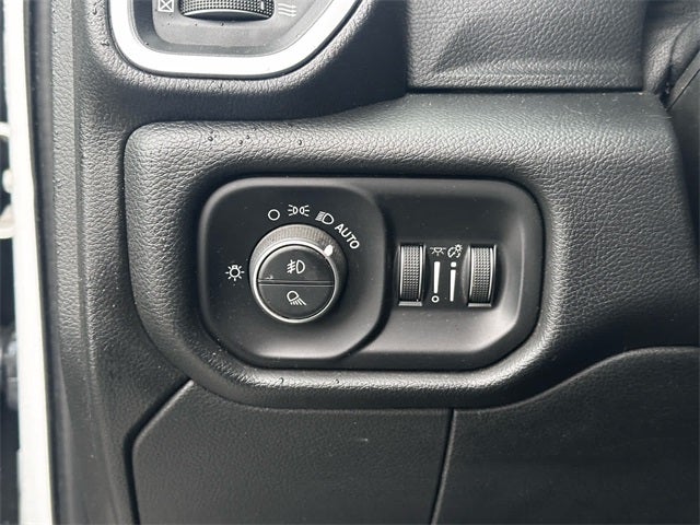 2019 RAM 2500 Big Horn Crew Cab 4x4 6'4' Box