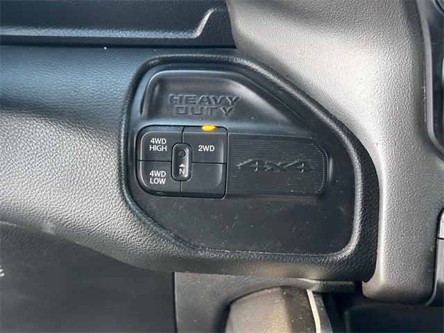 2019 RAM 2500 Big Horn Crew Cab 4x4 6'4' Box