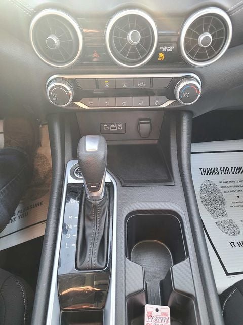 2023 Nissan Sentra SV Xtronic CVT