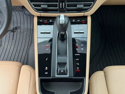 2022 Porsche Macan S