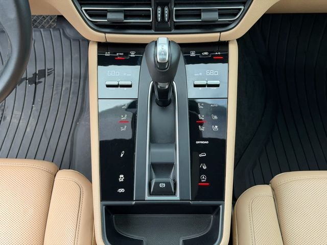 2022 Porsche Macan S