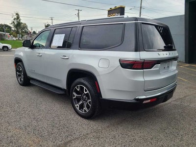 2023 Jeep Wagoneer Series III