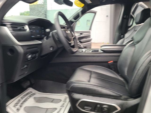 2023 Jeep Wagoneer Series III