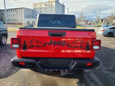 2021 Jeep Gladiator Willys
