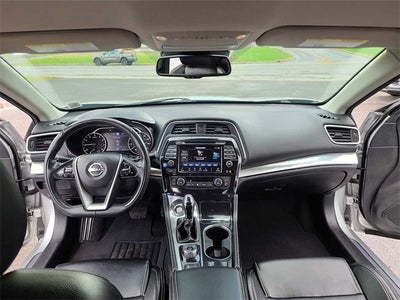 2023 Nissan Maxima SV