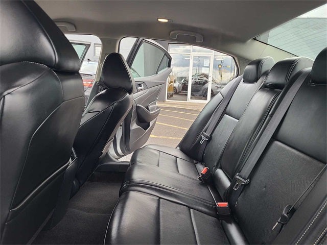 2023 Nissan Maxima SV