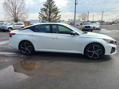 2024 Nissan Altima 2.5 SR