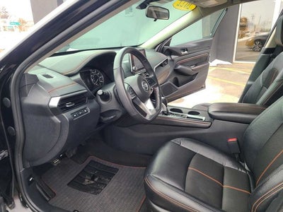 2022 Nissan Altima 2.5 SR