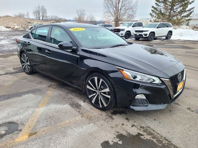 2022 Nissan Altima 2.5 SR