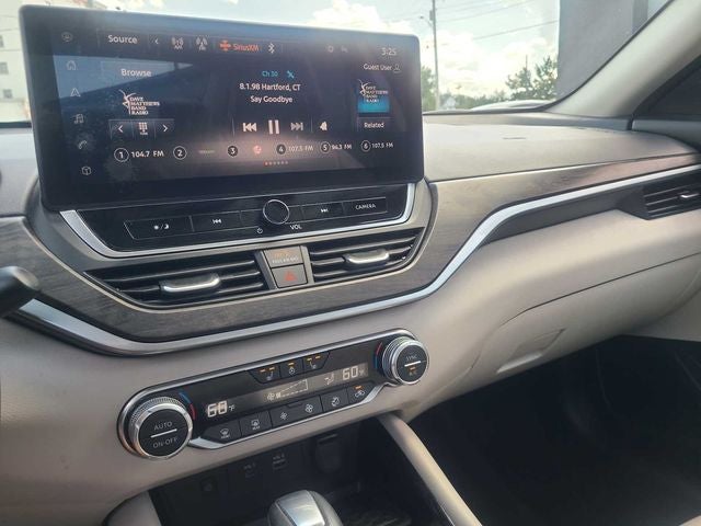 2024 Nissan Altima 2.5 SL