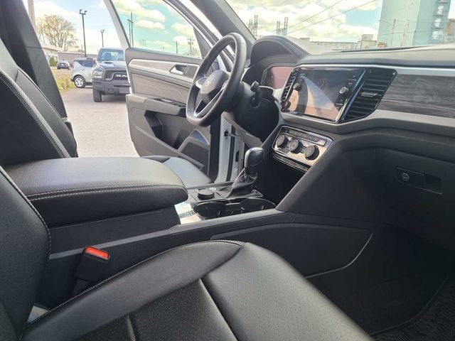 2023 Volkswagen Atlas Cross Sport 3.6L V6 SE w/Technology