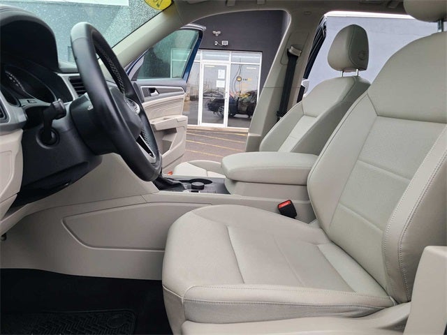 2021 Volkswagen Atlas 3.6L V6 SE w/Technology