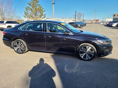 2022 Volkswagen Passat 2.0T SE