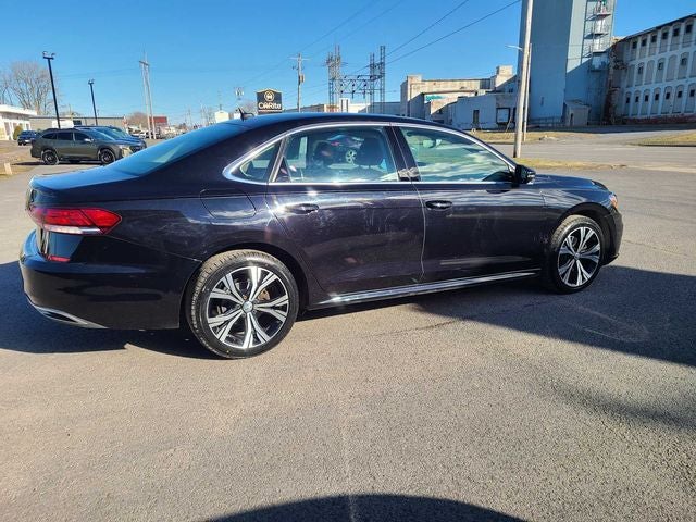 2022 Volkswagen Passat 2.0T SE