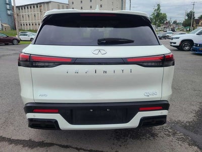2024 INFINITI QX60 LUXE