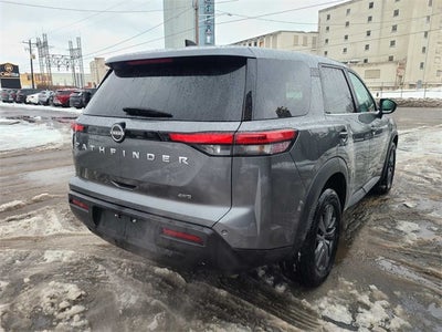 2023 Nissan Pathfinder S